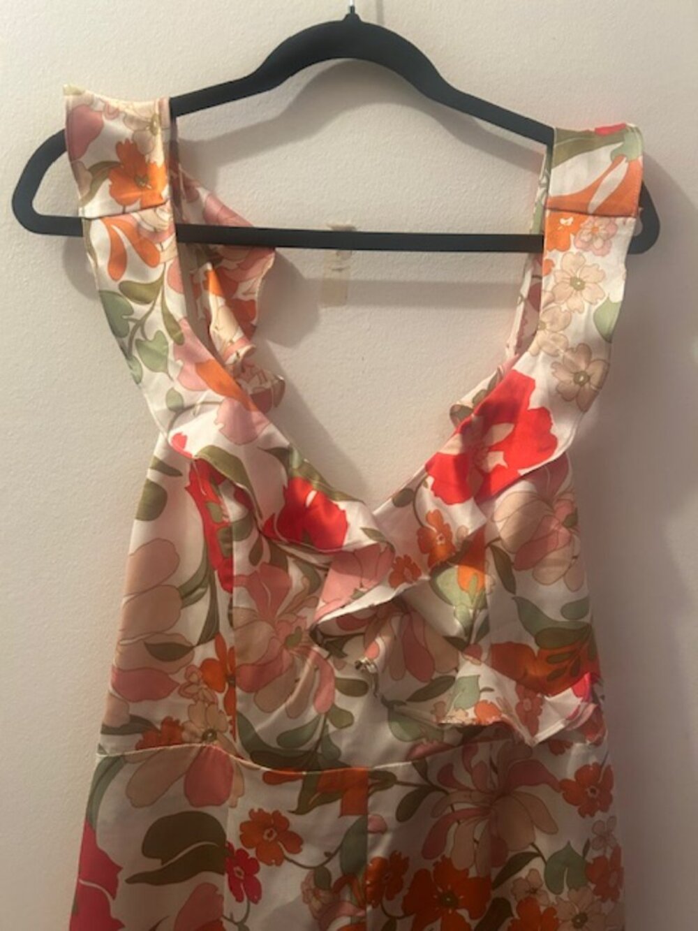 Anthropologie Elliatt Heliconia Bold Floral Flowing Ruffle Low Back Jumpsuit NWT - Picture 6 of 16